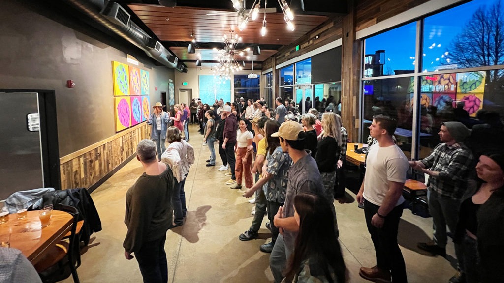 Swing N Line | Bend Oregon | Worthy Brewing | Country Line Dance | Joslyn